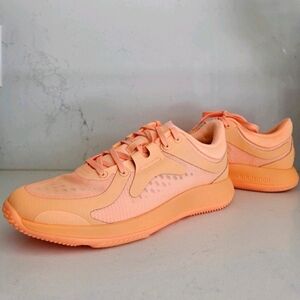 Lululemon strongfeel Women's Training Shoe size 8.5 BNIB